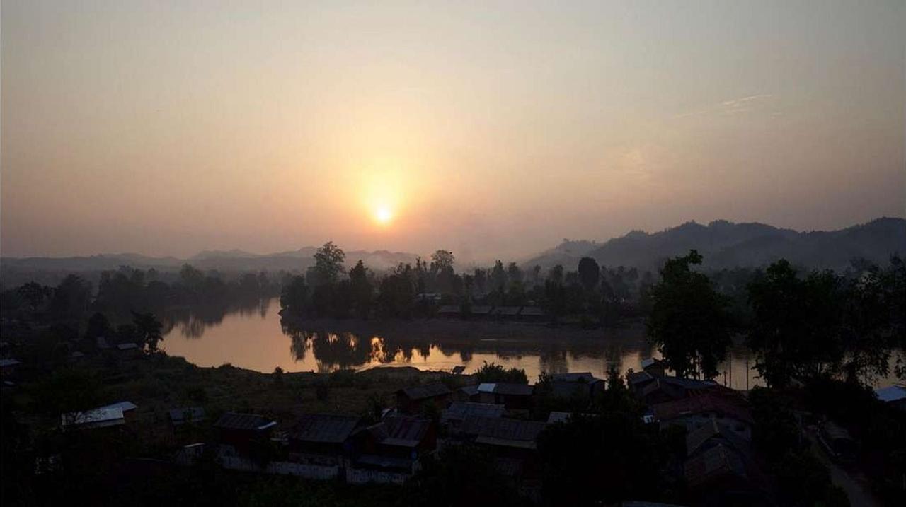 Red Dragon Hotel Hsipaw Εξωτερικό φωτογραφία
