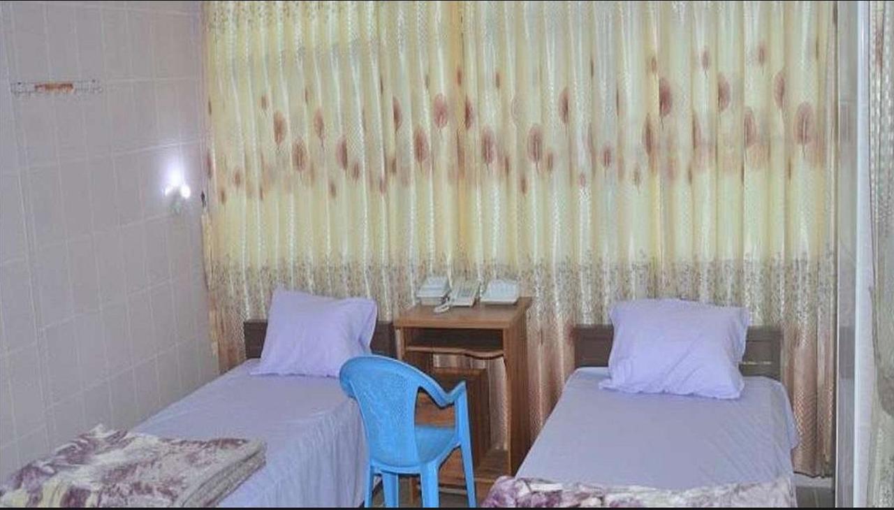 Red Dragon Hotel Hsipaw Εξωτερικό φωτογραφία