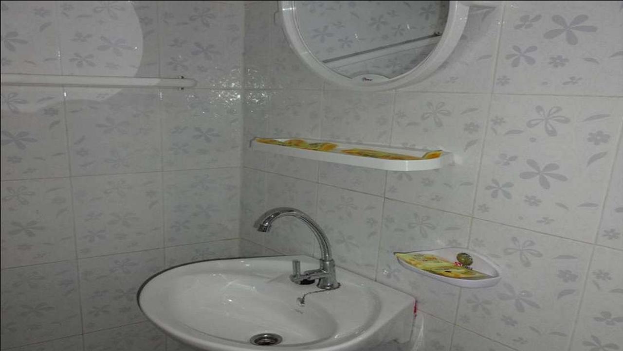Red Dragon Hotel Hsipaw Εξωτερικό φωτογραφία