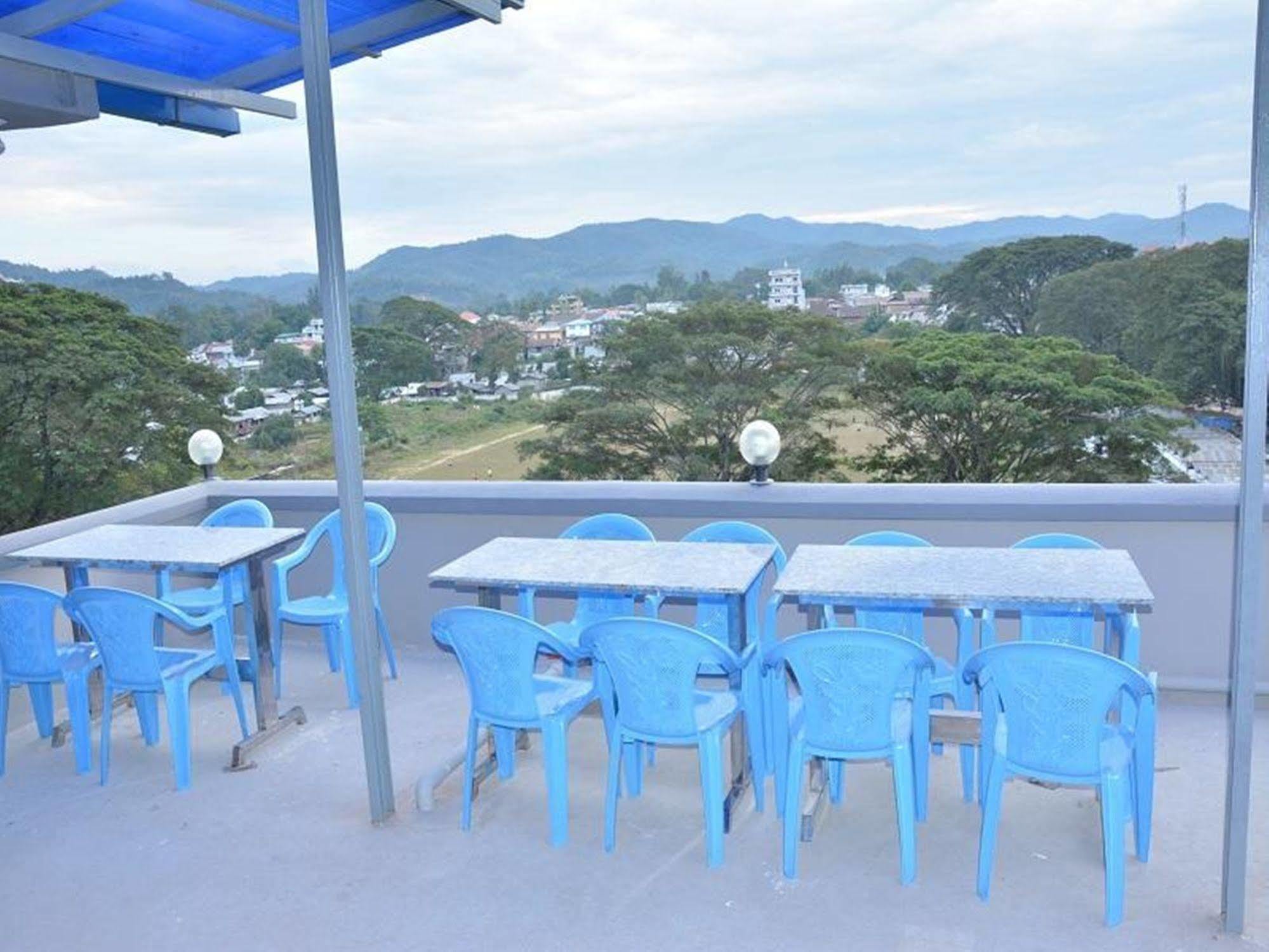 Red Dragon Hotel Hsipaw Εξωτερικό φωτογραφία