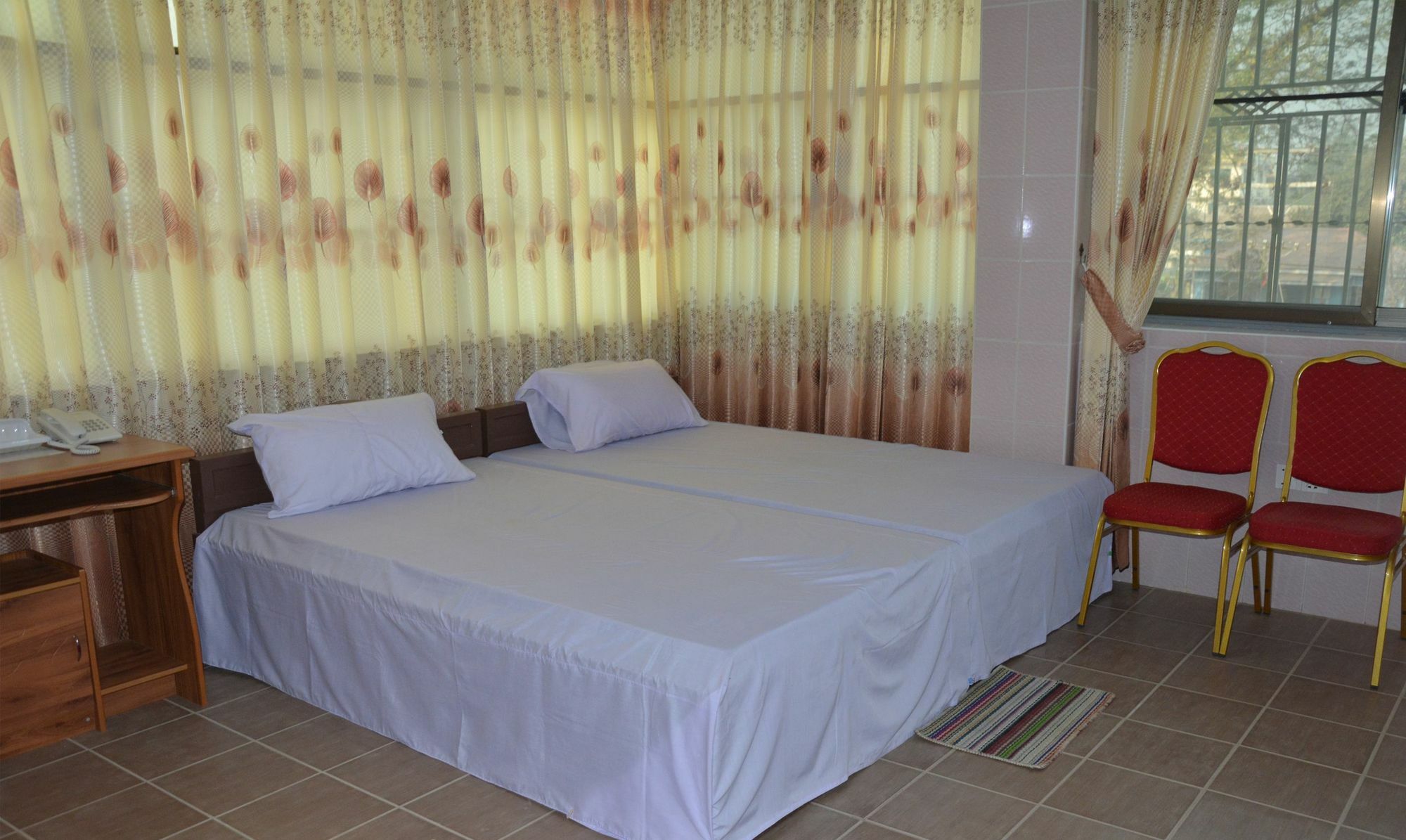 Red Dragon Hotel Hsipaw Εξωτερικό φωτογραφία